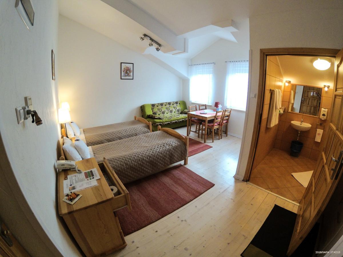 Hotel Krak Myślenice Eksteriør bilde
