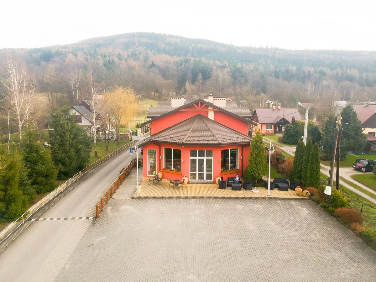 Hotel Krak Myślenice Eksteriør bilde