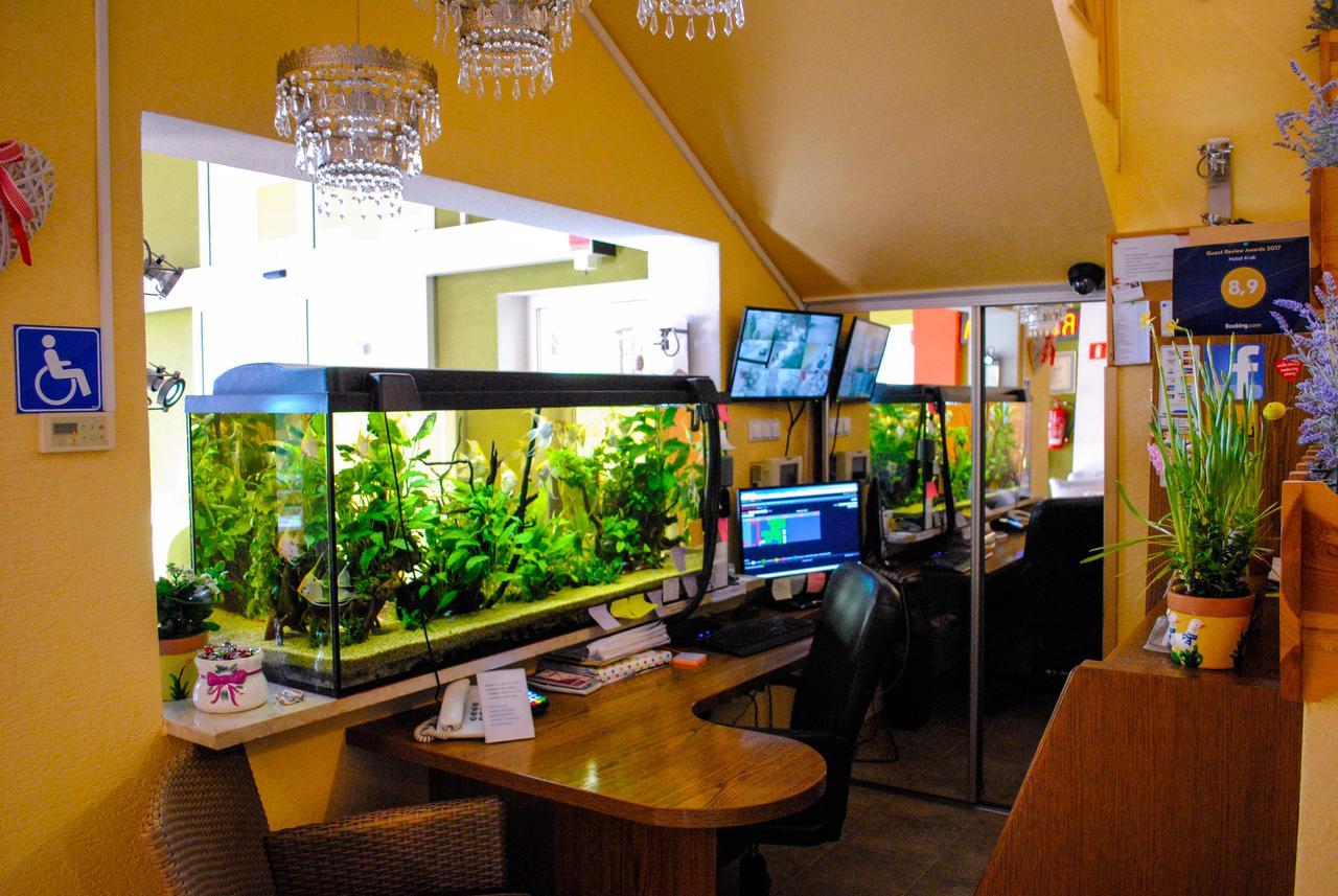 Hotel Krak Myślenice Eksteriør bilde