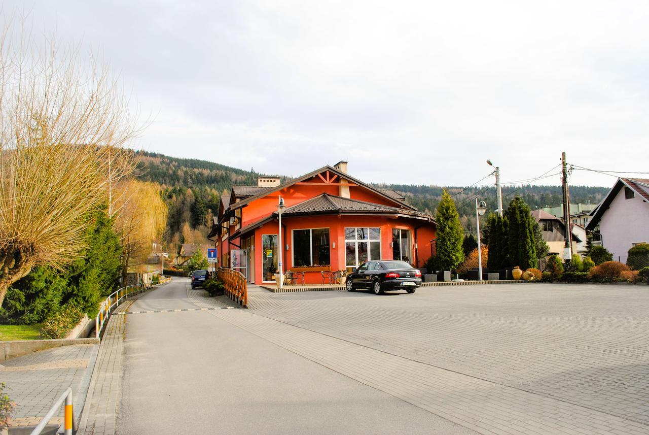 Hotel Krak Myślenice Eksteriør bilde