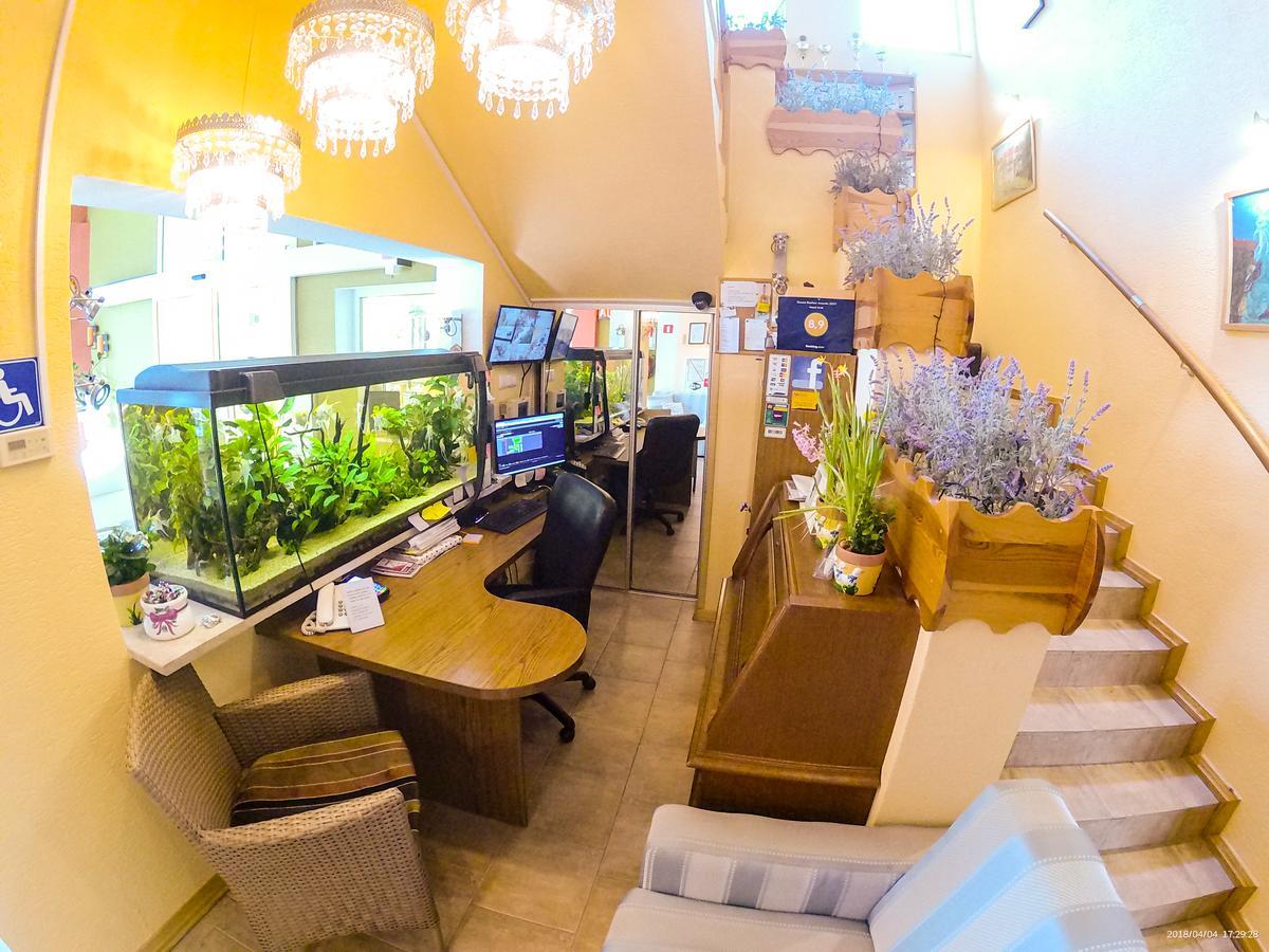 Hotel Krak Myślenice Eksteriør bilde